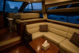 Meridian 441 Sedan Bridge thumbnail 3