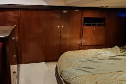 Meridian 441 Sedan Bridge thumbnail 4